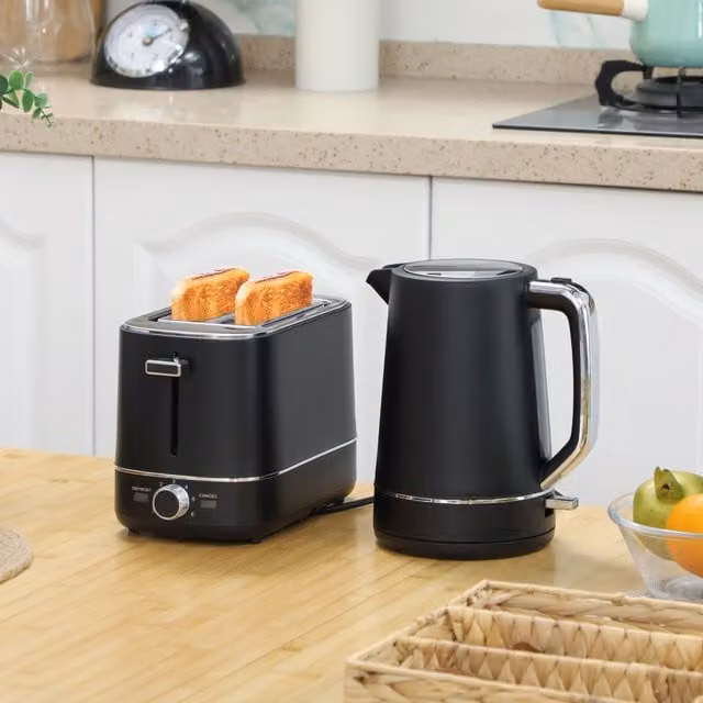 HOMCOM Black Electric Kettle 1.7L and 2 Slice Toaster Set – 1