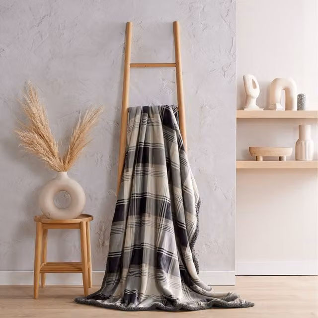 Bellissimo Grey Checked Fluffy Fleece Throw