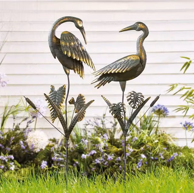 Coopers of Stortford Set of 2 Vintage Metal Crane Garden Stake Sculptures in Bronze and Green, H100 x W32 cm