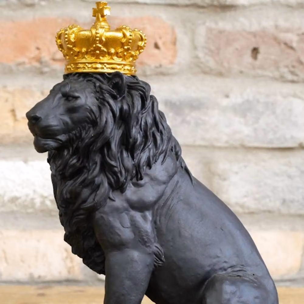 Gifts Direct 2 U Sitting Lion Crown Ornament in Black and Gold – 5