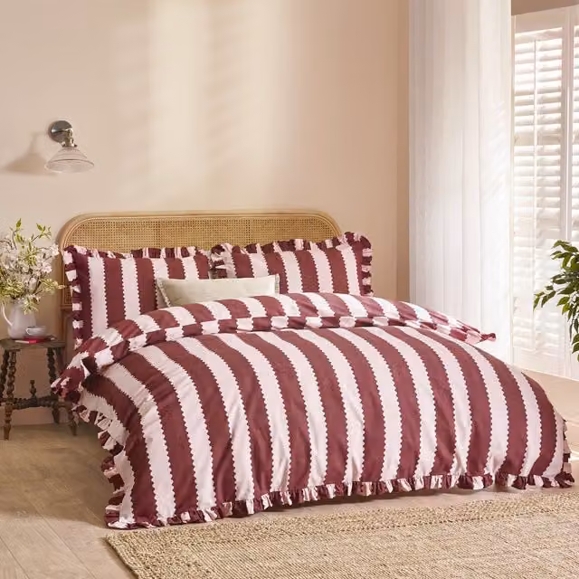 Red Striped Reversible Cotton Duvet Cover Set, 180 x 200 cm