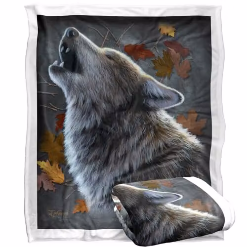 JQ Licensing JLo Howling Wolf Silky Touch Super Soft Fleece Throw Blanket, White, W/D/H: 152 x 127 cm
