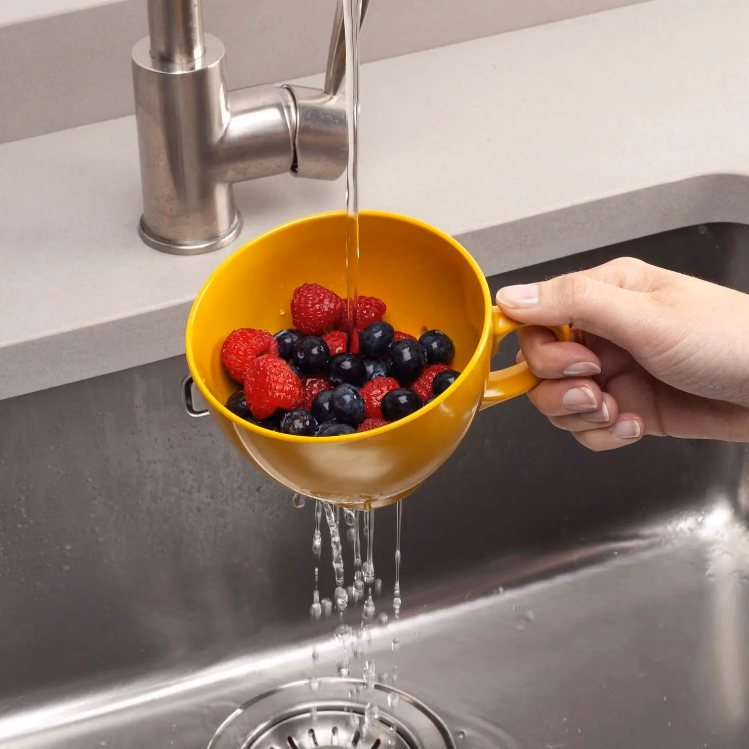 Zeal Keep It Handy Berry Colander, Yellow Melamine, 10 cm – 2