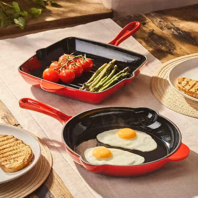 Cooks Professional 2 Piece Red Enamelled Cast Iron Frying Pan and Skillet Set – 1