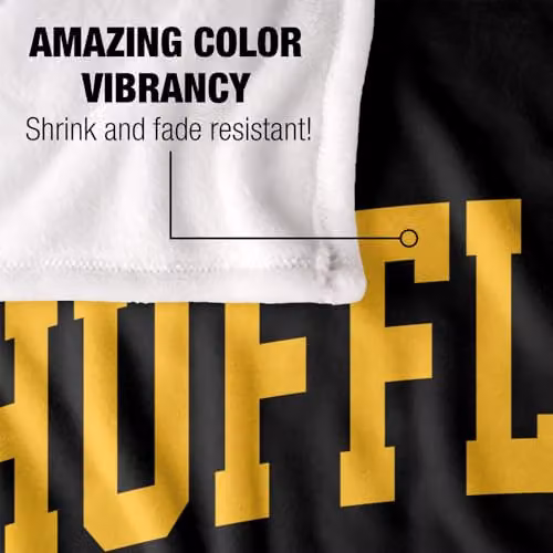 Warner Bros. Harry Potter Hufflepuff Arched Silky Touch Super Soft Fleece Throw Blanket, Multicolour, W: 127 cm, D: 152 cm – 3