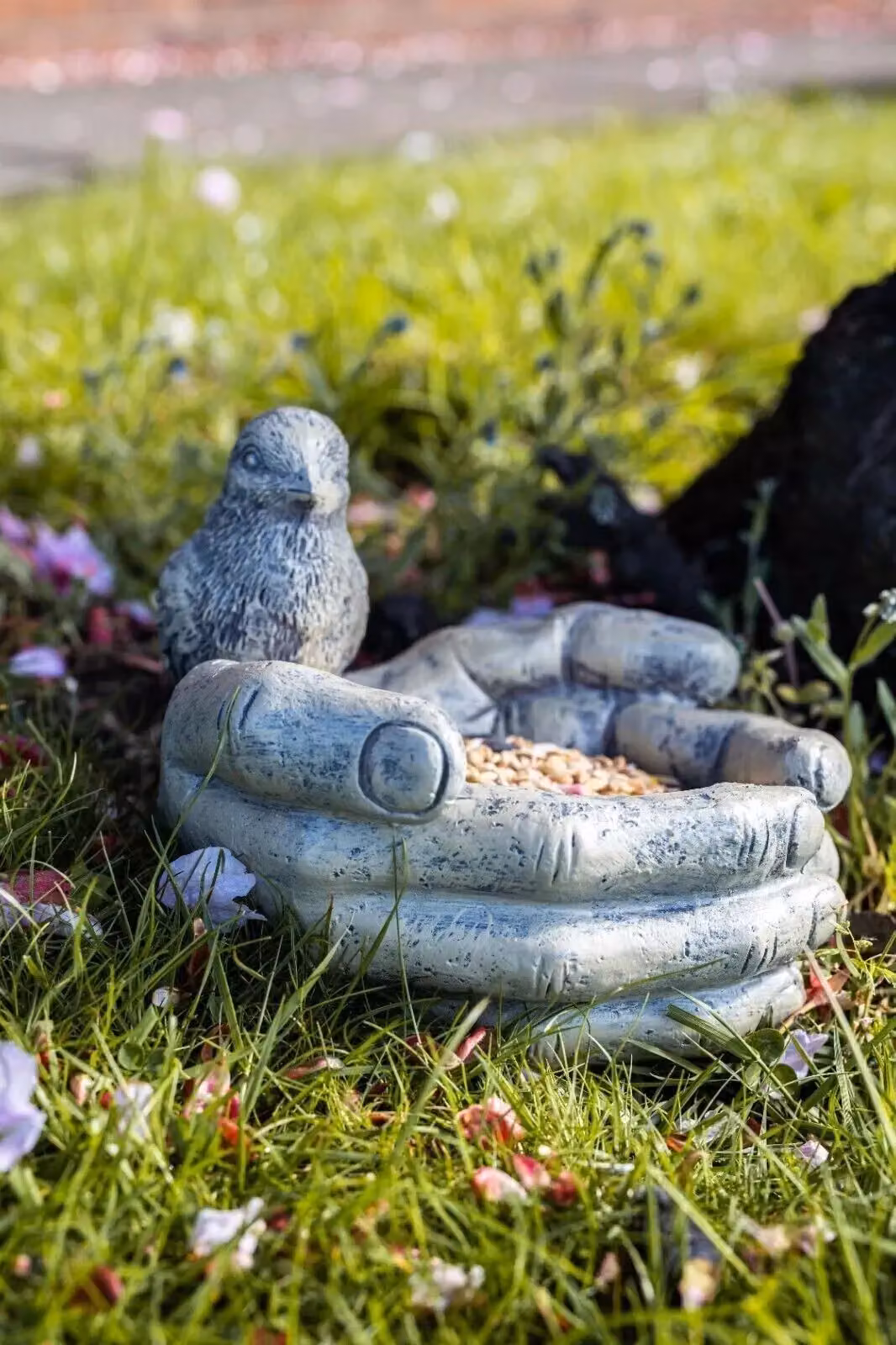 Marco Paul Stone Effect Hands Bird Feeder in Grey – 3