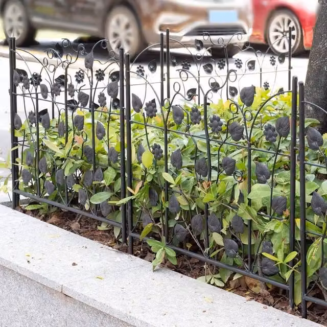 SPETLEK 5 Panels Steel Garden Fence in Black – 1