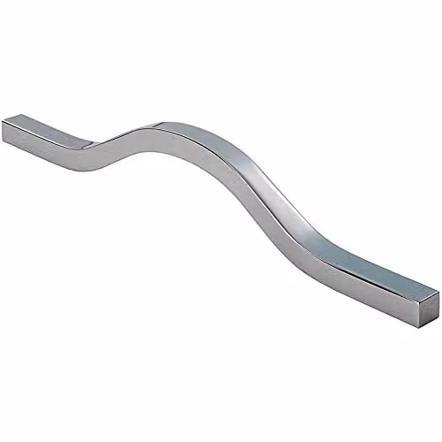 Loops Curved Square Bar Pull Handle in Chrome