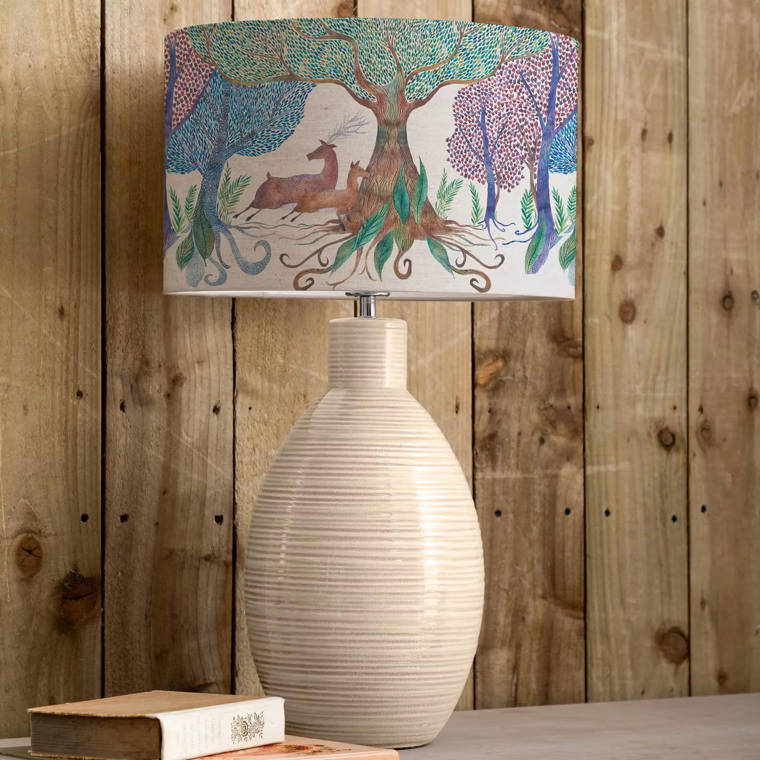 Voyage Maison Epona Ceramic Table Lamp with Willow Woods Eva Fabric Lampshade in Beige and Multicolour – 4