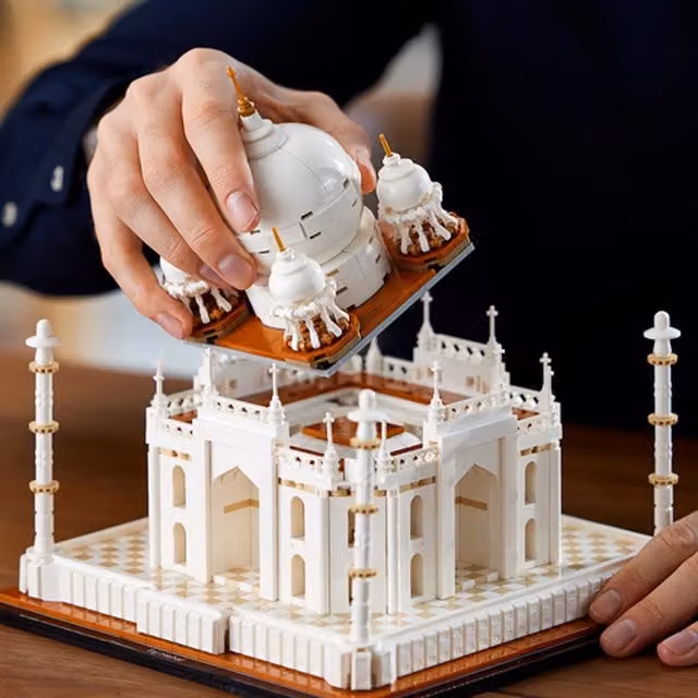 Lego Architecture Taj Mahal Building Set in White