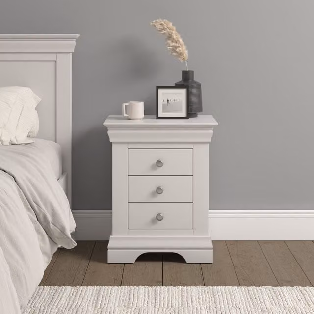 Seconique Bordeaux 3 Drawer Bedside Table in Ivory – 1
