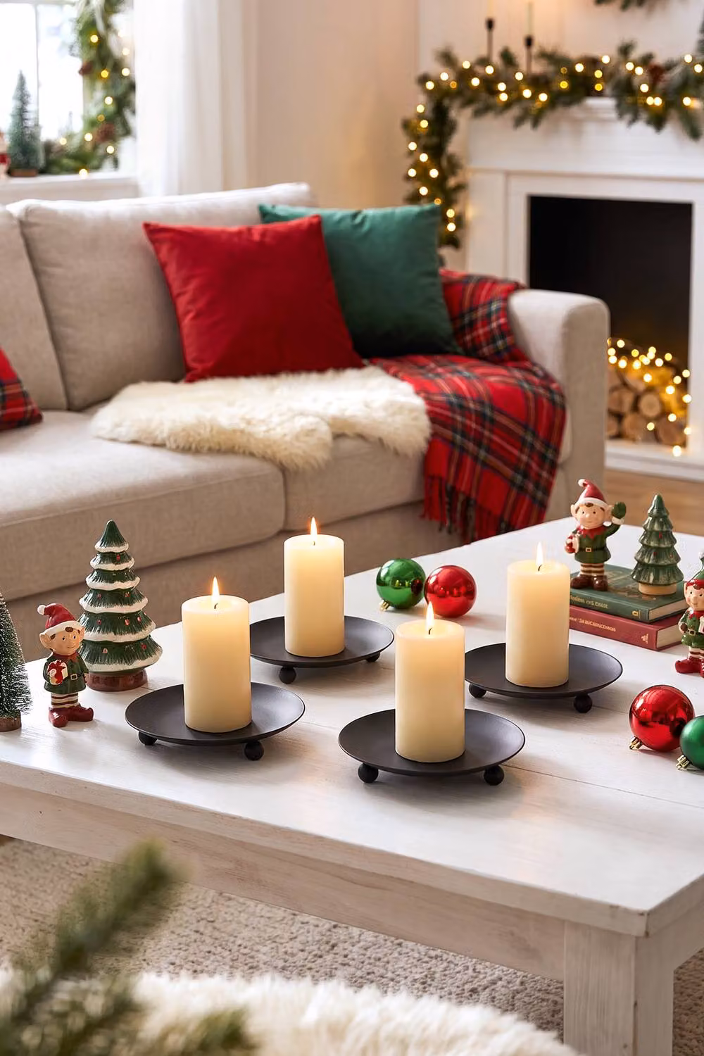 Living and Home Set of 4 Black Iron Pillar Candle Holders – 2