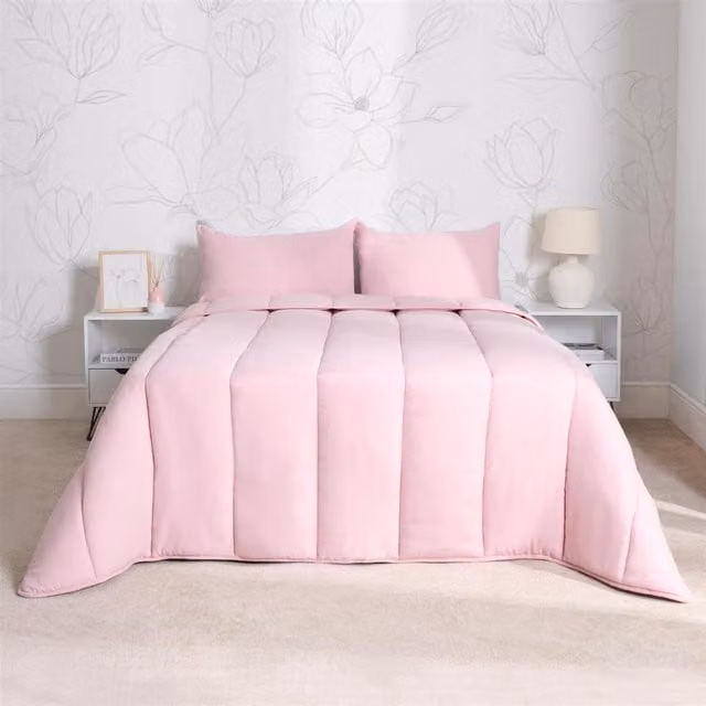 OHS 10.5 Tog Hollow Fibre Duvet and Pillowcase Set, Pink