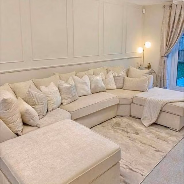 Home & Love Venice Bishop U Shape Cinema Scatterback Corner Sofa in Pearl Cream with Matching Ottoman and Scatter Cushions – 1