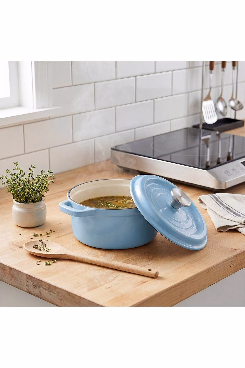 Living and Home Enamelled Cast Iron Dutch Oven Casserole Pot with Glass Lid, Baby Blue, 6 l – 2