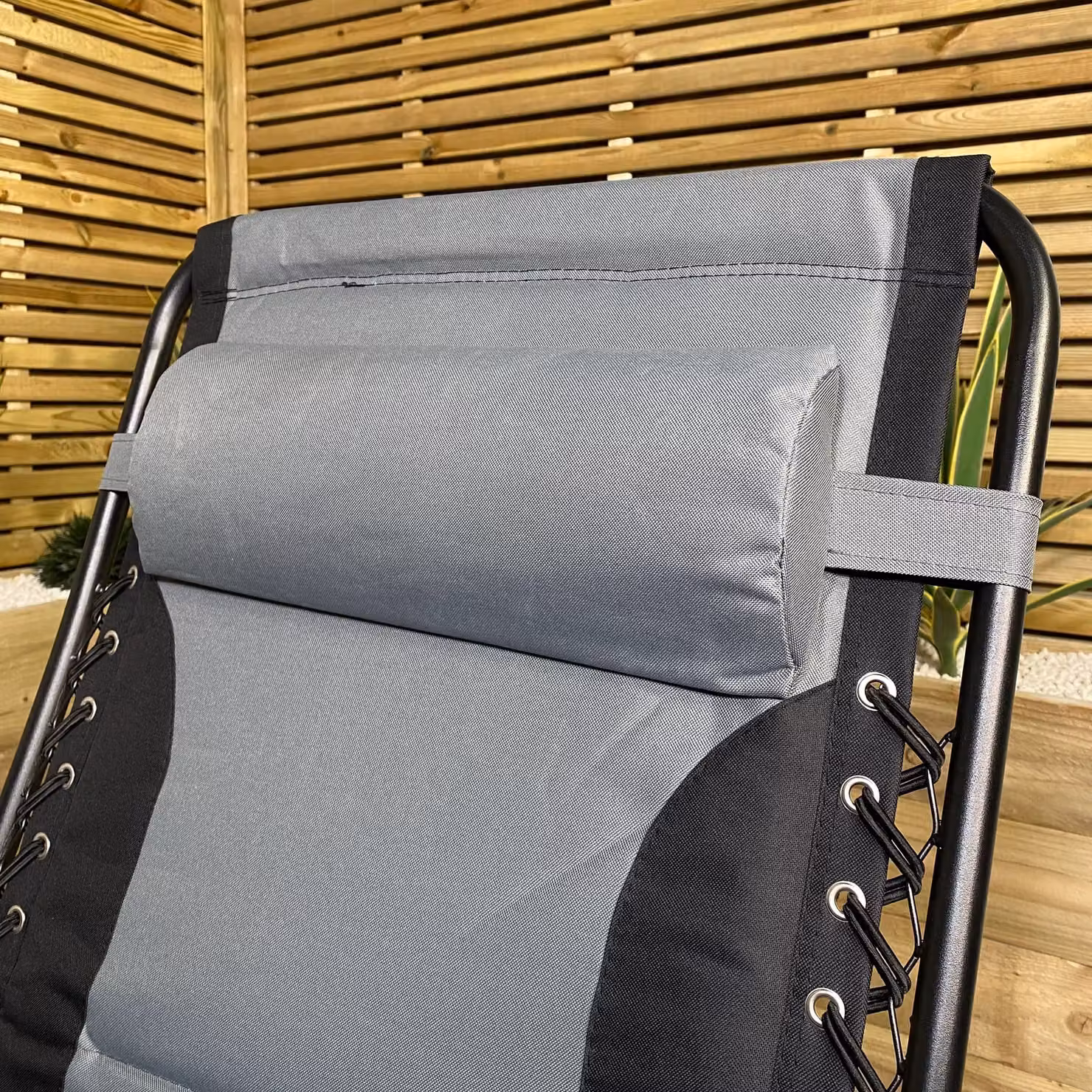 Samuel Alexander Luxury Padded Multi Position Zero Gravity Garden Relaxer Chair Lounger in Grey and Black – 3