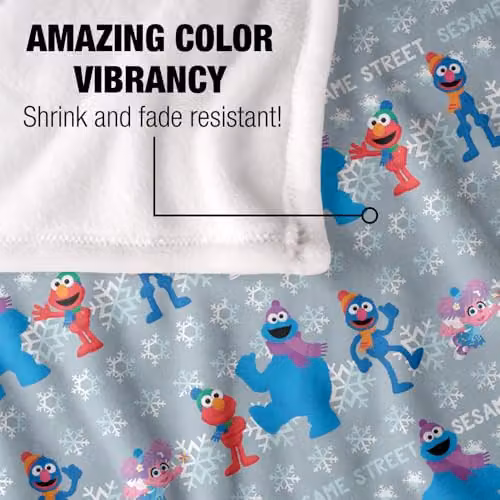 LOGOVISION Sesame Street Holiday Snow Character Pattern Super Soft Fleece Blanket, Multicolour – 4