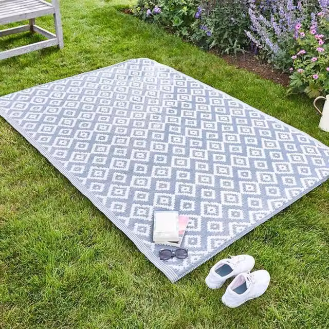 Garden Mile Shiraz Slate Geometric Outdoor Rug in Grey