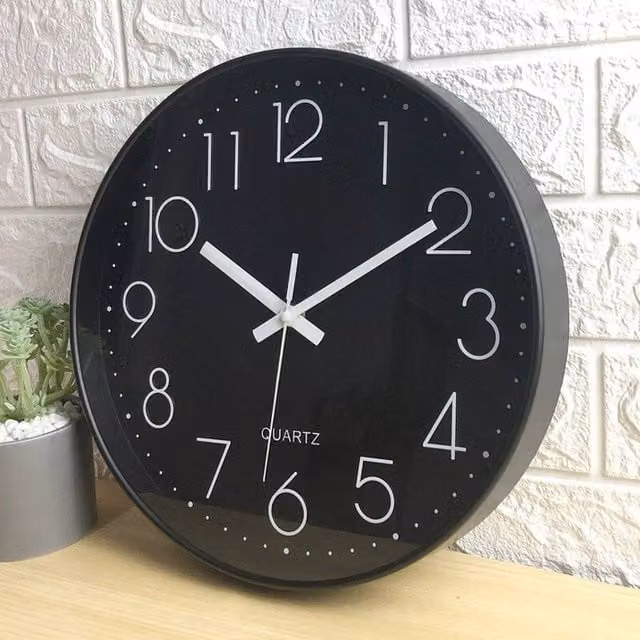 KORVIXA Round Analog Wall Clock in Black with Glass Face, Diameter: 30.48 cm