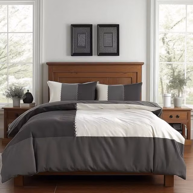 Snug City Modern Patchwork Duvet Cover and Pillowcase Set in Black and Grey, King Size (W: 180 cm, L: 200 cm) – 1