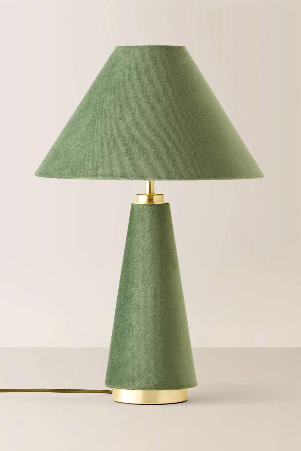 ValueLights Martha Conical Table Lamp in Green Velvet Boucle with Gold/Brass Details – 2