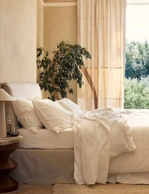 Piglet In Bed Pure Linen Duvet Cover in Pearl White