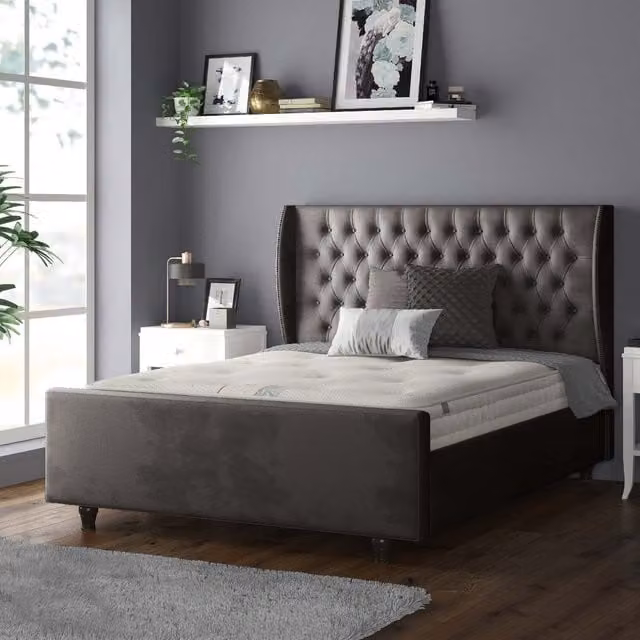IH Design Aurora Chesterfield Wing Upholstered Plush Velvet Bed Frame in Grey, W/D/H: 90 x 190 cm