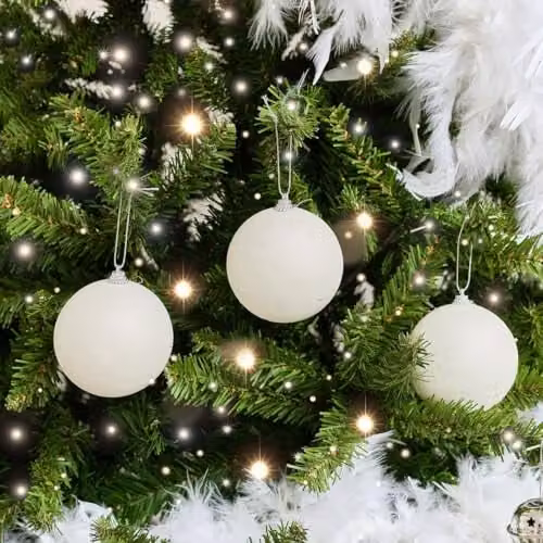 Melody Maison Set of 3 White Beaded Christmas Baubles, Diameter: 8 cm