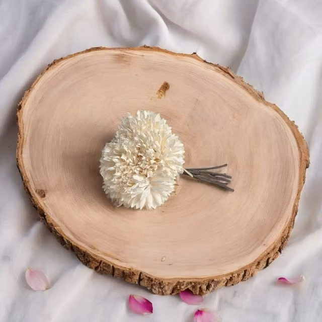 Kingsbury Gifts Artificial Pom Pom Bunch in Beige and White, Diameter: 22 cm