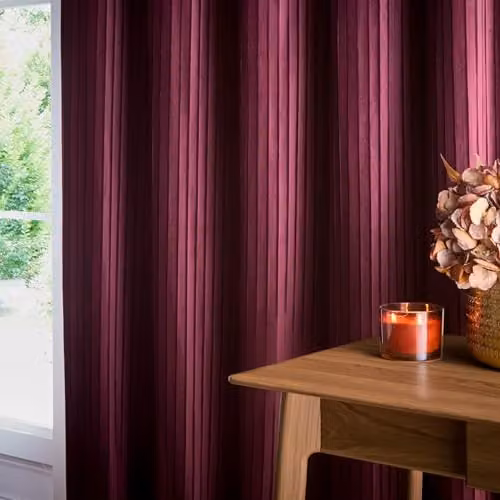 Paoletti Corinthian Red Velvet Eyelet Curtain Pair, W: 168 cm, H: 137 cm – 3