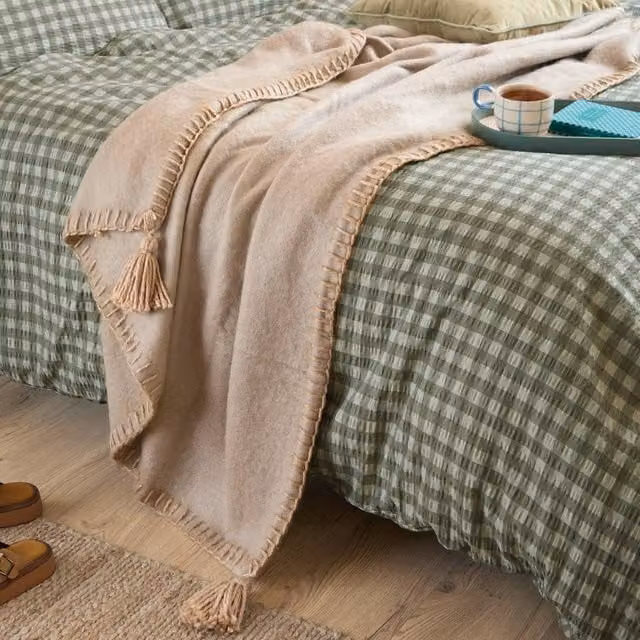 Yard Lowen Wool Blend Brushed Throw in Beige, W: 130 cm, D: 170 cm