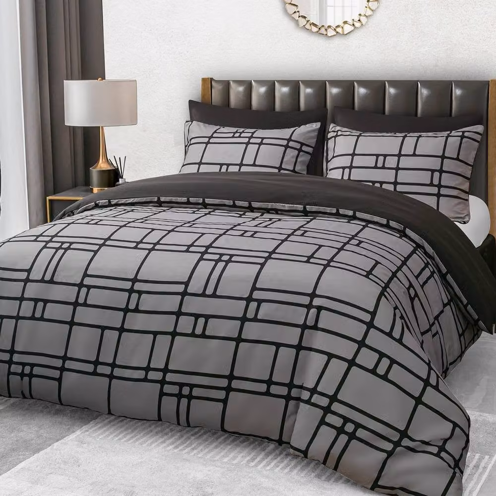 Pamposh Luxury Reversible Microfibre Duvet Cover and Black Fitted Sheet Set in Grey and Black, Double Size (Duvet: 200 x 220 cm, Fitted Sheet: 140 x 200 cm) – 4