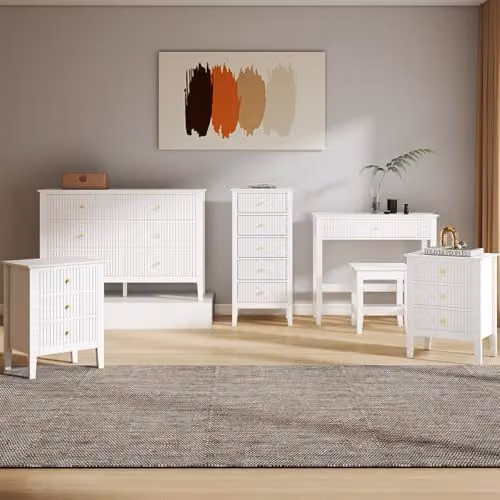 Melody Maison Hales White Range Bedroom Furniture Set including 6 Drawer Chest of Drawers, Tall 5 Drawer Bedside Table, Pair of 3 Drawer Bedside Tables and Dressing Table