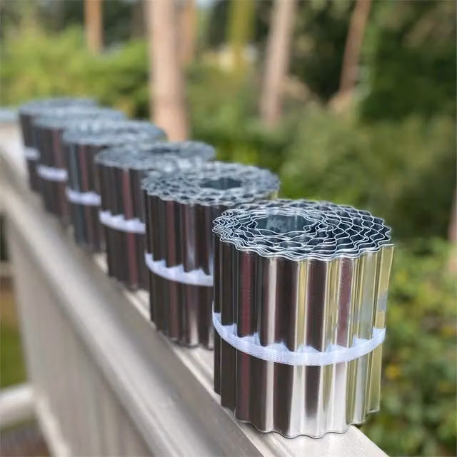 Nordara Set of 6 Galvanised Steel Garden Lawn Edging Rolls in Silver – 1