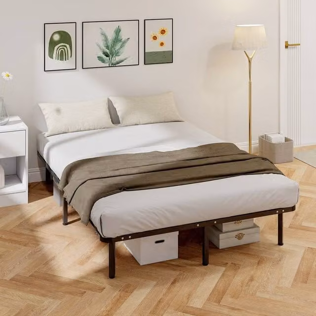 HOMCOM Metal and Wood Platform Double Bed Frame, Black, W: 140 cm, D: 200 cm, H: 37 cm