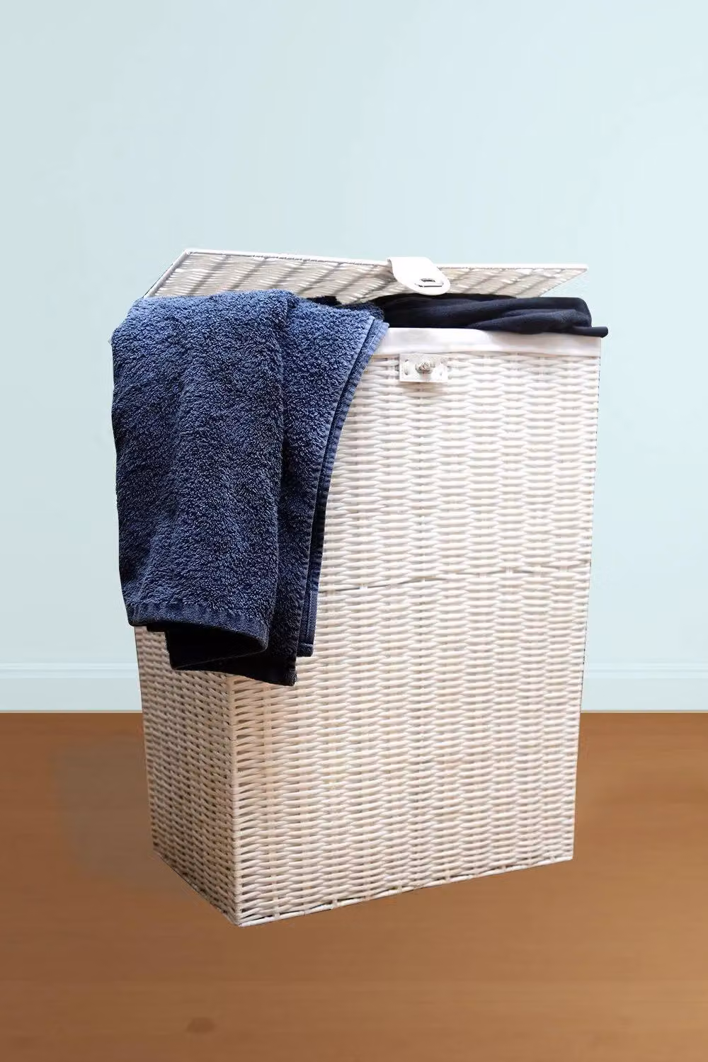 Arpan 5-Piece White Resin Laundry and Storage Basket Set with Lids and Handles – 2