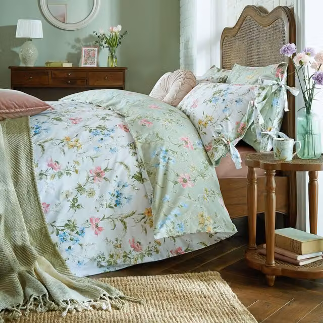 Laura Ashley Poppy Meadow Reversible Floral Cotton Duvet Cover and Pillowcase Set in Multicolour and Green