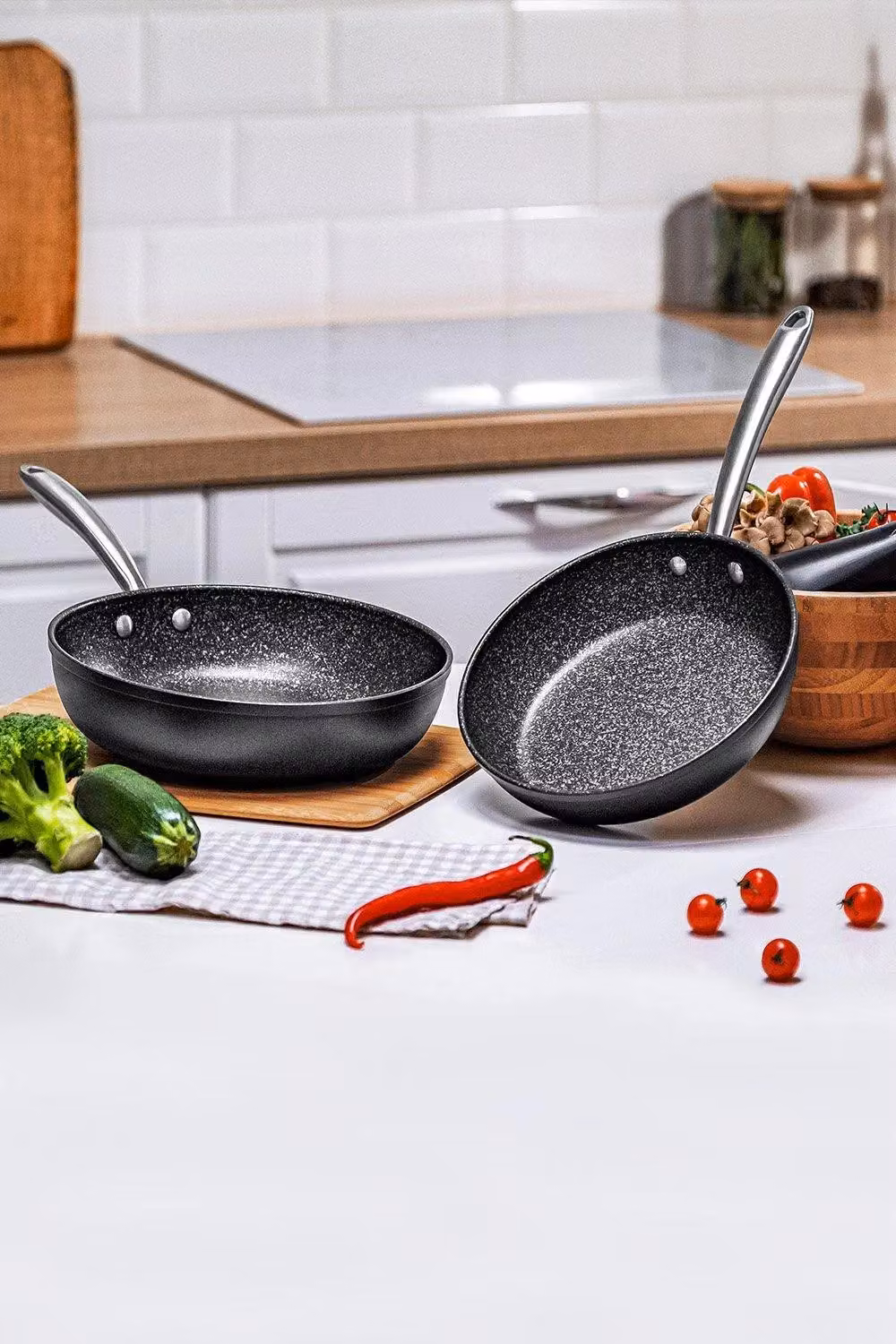 Prestige Scratch Guard Non Stick Frying Pan, 25cm, Black – 5