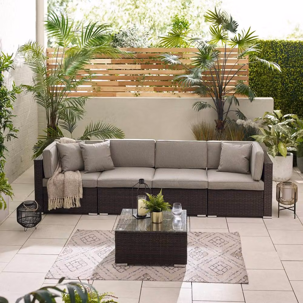 FurnitureboxUK Orlando 4 Seater L-Shape Modular Outdoor Rattan Garden Sofa Set in Brown – 4