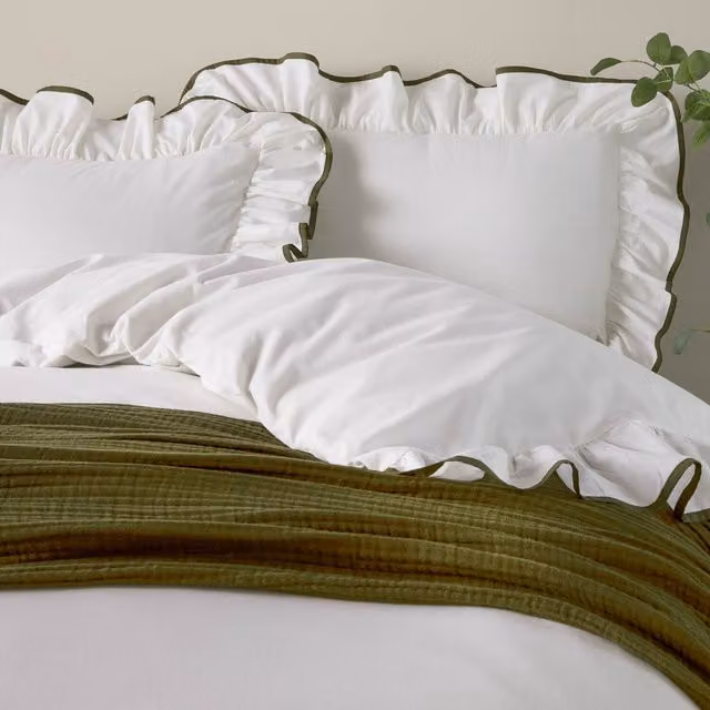 Make It A Home Breathable Cotton Pillowcase Set in Green and White