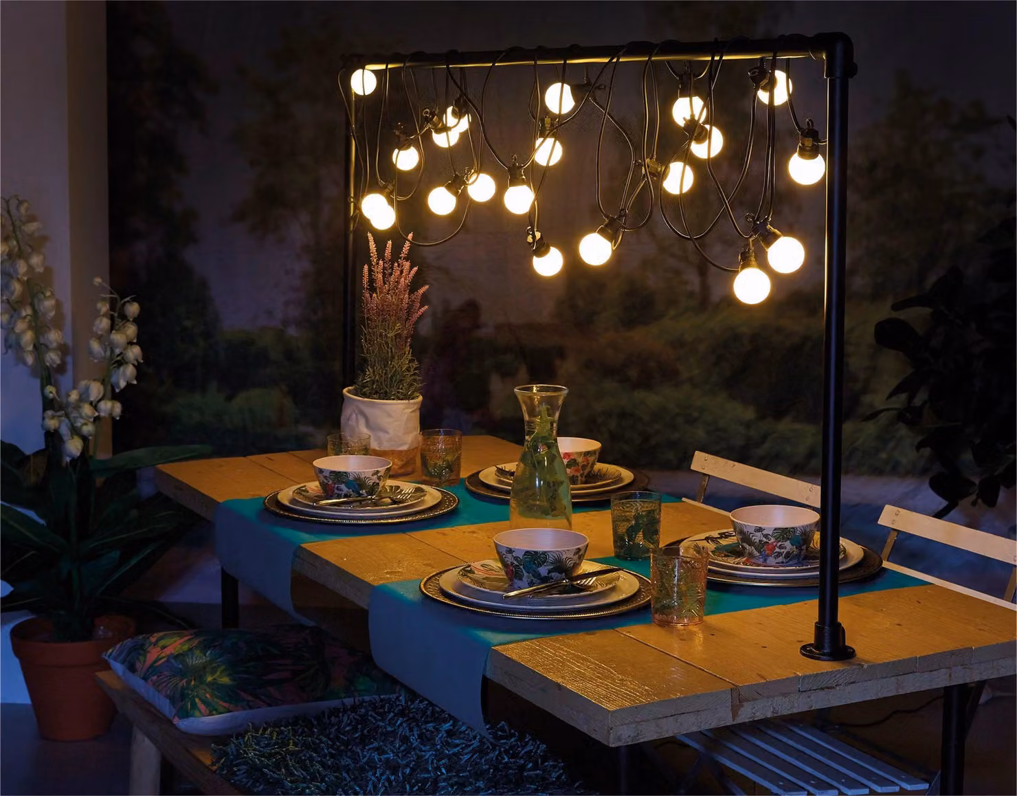 Luxform Honolulu 24V LED Festoon Light Set in Black with Warm White Bulbs and Power Supply – 2