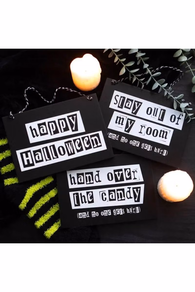 KDMD Hand Over the Candy Halloween Hanging Sign in Black and White – 6