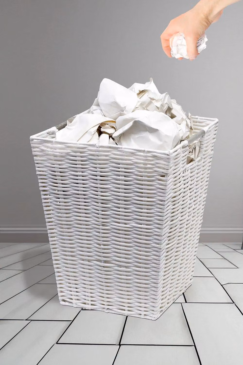 Arpan White Square Waste Paper Bin with Handles, Plastic and Metal Construction – 4
