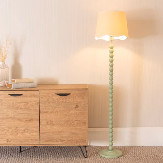 ValueLights Bobbin Stem Floor Lamp with Sage Green Fabric Scallop Shade and White Trim – 2