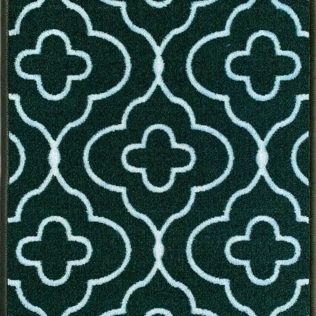 Desire Rugs Machine Washable Anti Slip Quatrefoil Design Runner, Green, W: 67 cm, L: 120 cm