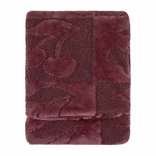 Furn Faux Fur Boucle Cherries Reversible Double Face Throw in Red and Purple, W/D/H: 140 x 180 cm – 1