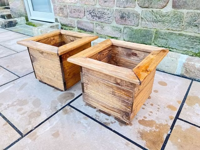 Charles Taylor Trading 2pc Regular Wood Planter Set in Brown – 1