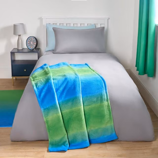 OHS Blue and Multicolour Ombre Kids Sherpa Fleece Throw