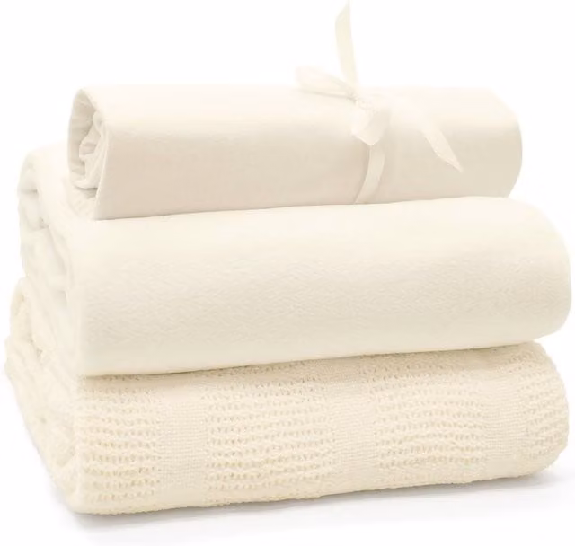 My Little World 3 Piece Cot Bedding Starter Set with 2 Sheets and 1 Blanket in Cream