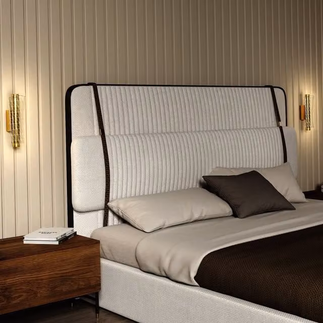 HOMCOM Set of 2 Modern LED Geometric Wall Lamps in Gold/Brass – 1